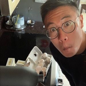 Meet your Posher, Lawrence